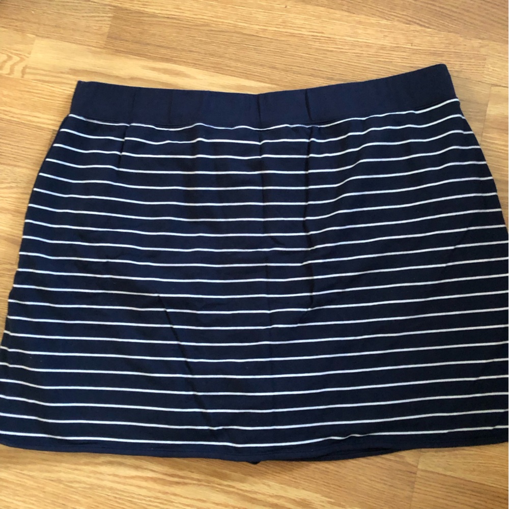 Denim & Co. Active Skort Size 2X - Picture 4 of 5